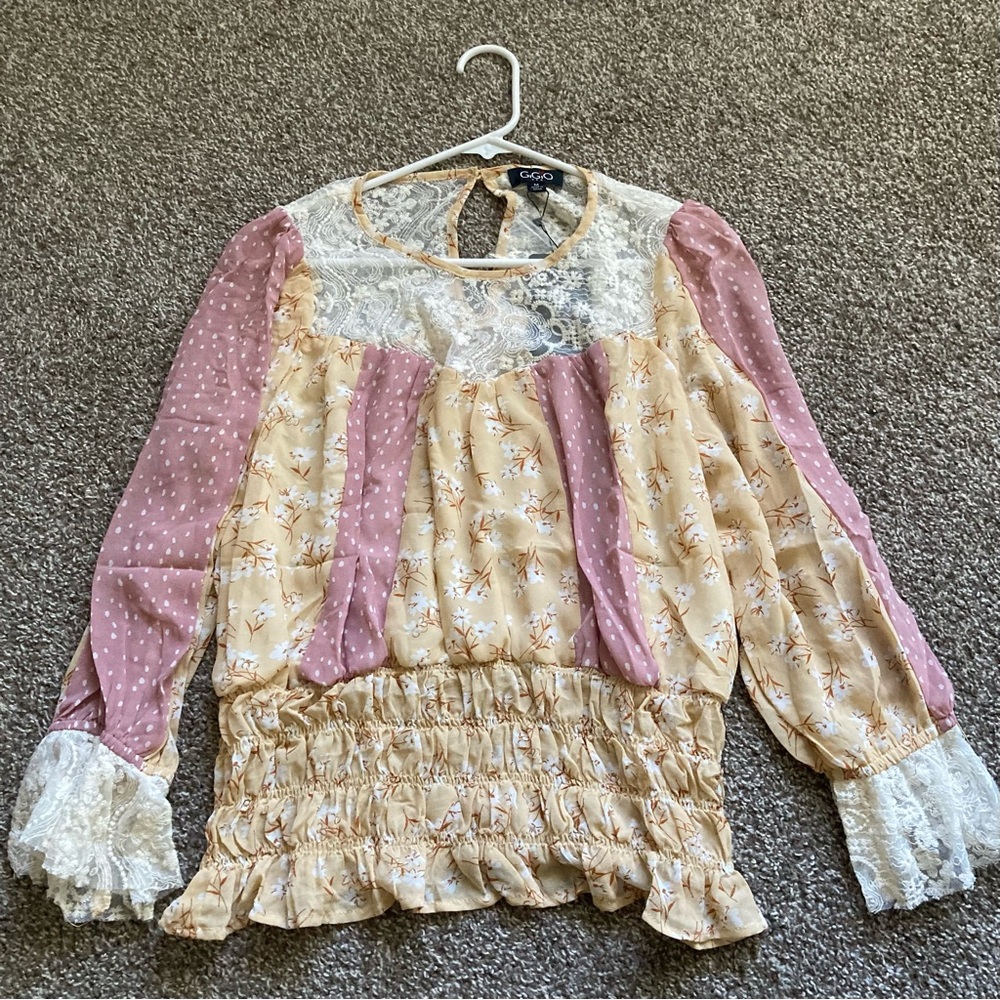Floral and Lace Chiffon Blouse, Gigio Brand, women’s‎ medium - Picture 3 of 4